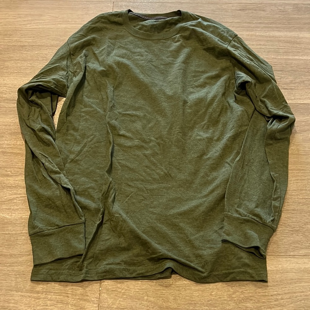 army green Fruit of the Loom longsleeve